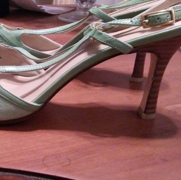 🍒Shoes - Picture 2 of 5